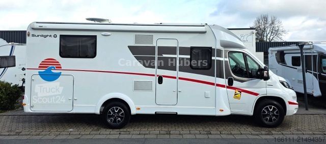 Camper semintegrato SUNLIGHT T 69LC - Queensbett - 1. Hand - Solar - Klima