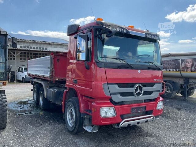 Camion-benne tricar MERCEDES-BENZ Actros 3346 K 6x4 3-Achs Kipper Dautel 33to.Chas