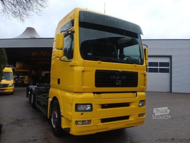 Āķa konteineru automašīna MAN TGA 26.430   6x2  Abroller