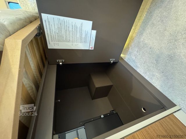 Asuntoauto BÜRSTNER Habiton X HMX 6.0 ** Offroad Paket / AHK 2,8t **