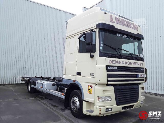 Prevoz zabojnikov Daf 95 XF 380 spacecab francais