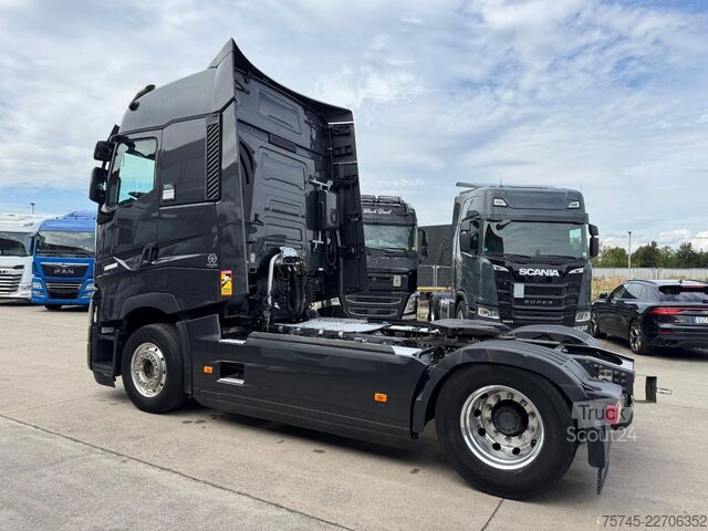 Standardowy ciągnik siodłowy RENAULT T HIGH 520 H * ALCOA * STANDKLIMA * ACC 2 TANK