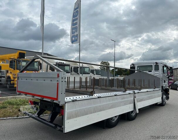 Ladbil med lad MAN TGS 26.360 LL/Pritsche 7,10 m/Lenkachse/ 108 tkm