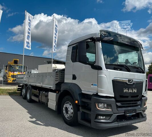 Samochód do zadań specjalnych MAN TGS 26.360 LL/Pritsche 7,10 m/Lenkachse/ 108 tkm