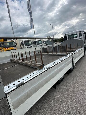 Samochód ciężarowy z plandeką typu platforma MAN TGS 26.360 LL/Pritsche 7,10 m/Lenkachse/ 108 tkm