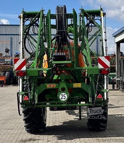 Opryskiwacz do pestycydów Amazone UG3000 Spezial  5400ha
