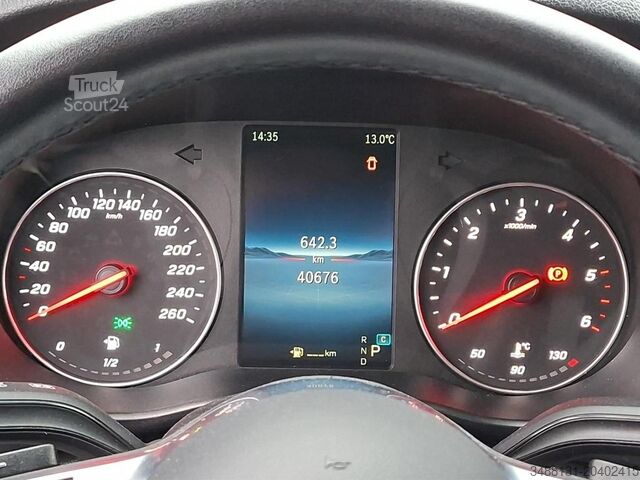 Minibus Mercedes-Benz VITO 116 TOURER NEUES MODELL AHK 2,5t KAM MBUX