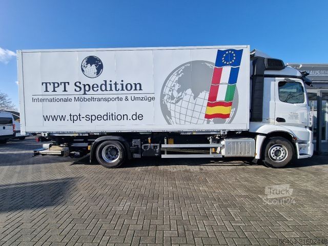 Vrachtwagen met bakwagen MERCEDES-BENZ 1835 LL BDF Skyline/LDW/7,20-7,45 Brücken 26 TKM