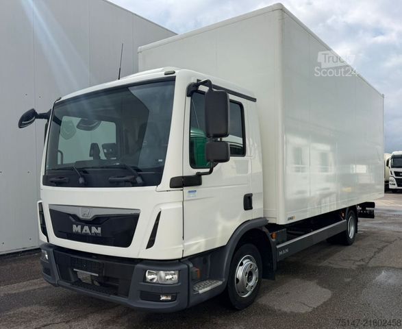 Box van MAN TGL 8.150 4x2 BL 3-Sitzer Klima Möbelkoffer