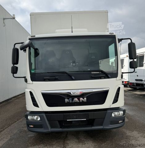 Box van MAN TGL 8.150 4x2 BL 3-Sitzer Klima Möbelkoffer