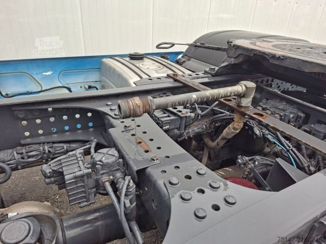 Standard tractor unit MERCEDES-BENZ 1853 LS Actros 4x2 StreamSpace Kipphydraulik