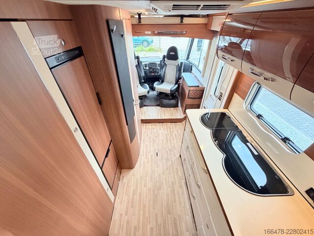 Integraal camper LMC Explorer Comfort I 655 G Rundsitzgruppe