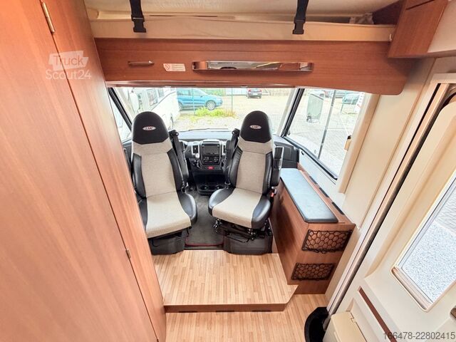 Integraal camper LMC Explorer Comfort I 655 G Rundsitzgruppe