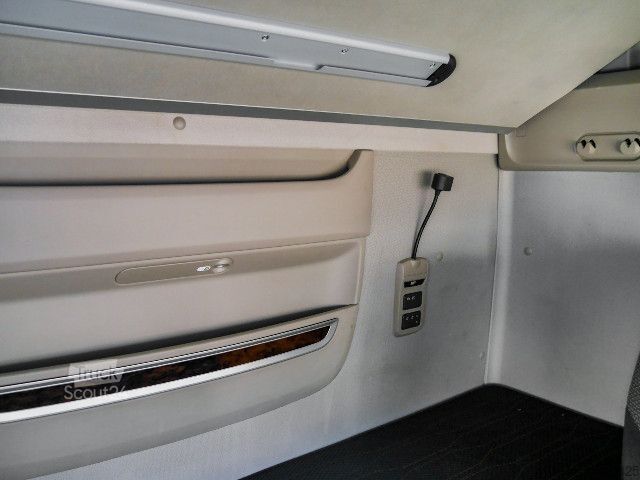 Standard SZM DAF XF 450 FT SSC + INTARDER + 2xTANK + FULLSPOILER