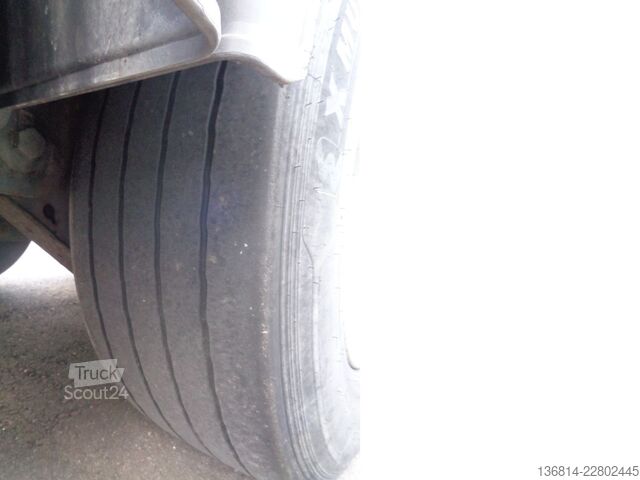 Návěs s pohyblivou podlahou REISCH RSBS-35 92 cbm Liftachse 10 mm SAF