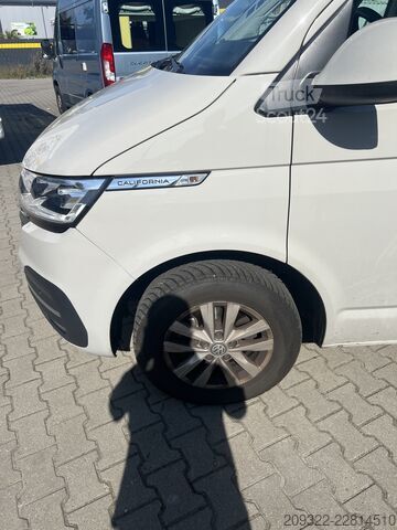 Camping-car Volkswagen California T6.1 Ocean | Cambio automatico | Tetto a soffietto