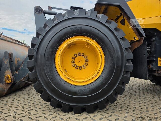 Chargeuse sur pneus KOMATSU WA250PZ-6 / Hochkippschaufel !!! TOP