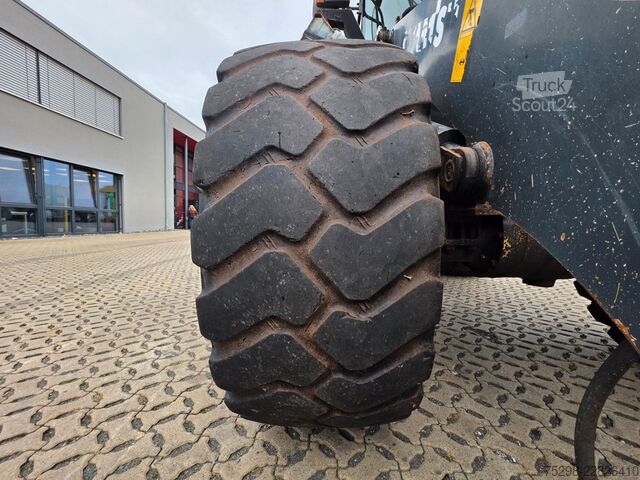 Chargeuse sur pneus KOMATSU WA250PZ-6 / Hochkippschaufel !!! TOP