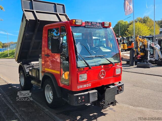 Kippi pakettiauto MERCEDES-BENZ Unimog UX100 UN409/60-A85 4x4 Winterdienst