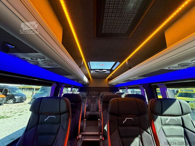 Autobuz MERCEDES-BENZ Sprinter 519