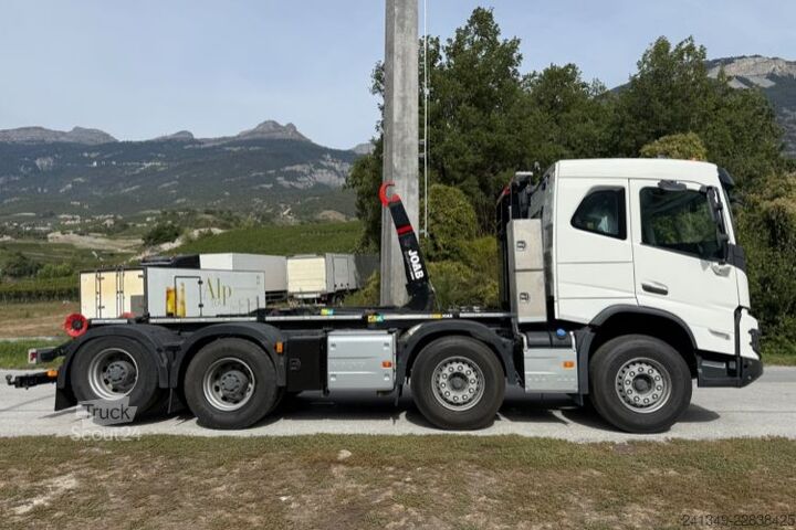 Autocamion cu cârlig pentru containere VOLVO FMX-540 8x4 Joab 25T