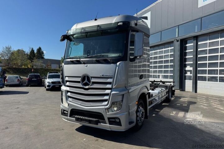 Autocamion cu caroserie interschimbabilă MERCEDES-BENZ Actros 1840 4x2 BDF