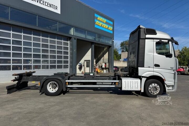 Autocamion cu caroserie interschimbabilă MERCEDES-BENZ Actros 1840 4x2 BDF