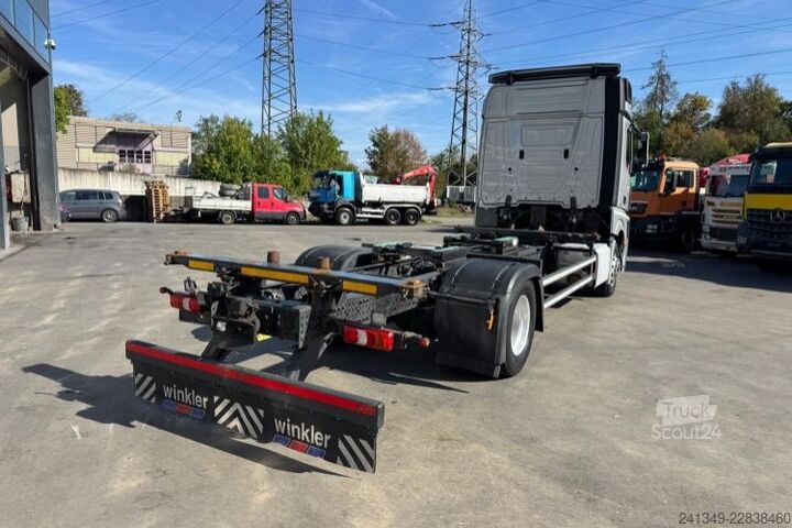 Autocamion cu caroserie interschimbabilă MERCEDES-BENZ Actros 1840 4x2 BDF