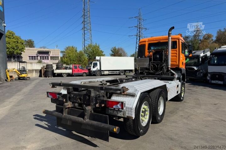 Autocamion cu caroserie interschimbabilă MAN TGS 28.400 6x4-4