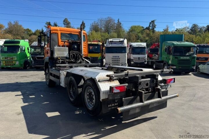 Autocamion cu caroserie interschimbabilă MAN TGS 28.400 6x4-4
