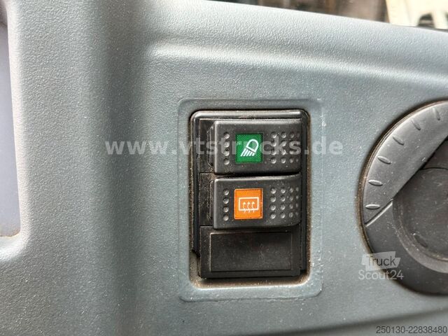 Încărcător pe roți KOMATSU WA 70-7 37 kW 2016 Gabel & Schaufel