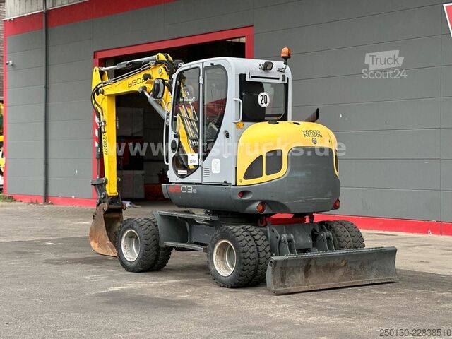 Riteņu ekskavators WACKER 6503-2 4x4 Mobilbagger / Löffel/60PS/2015