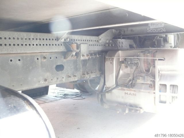 Samochód dostawczy z plandeką MAN TGL 8.180 Pritsche Plane 6Sitz/Liege StHz Diff.
