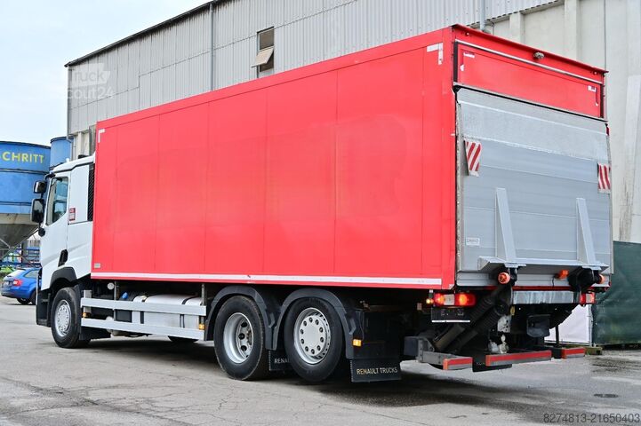 Autocamion cu caroserie tip cutie Renault T 440