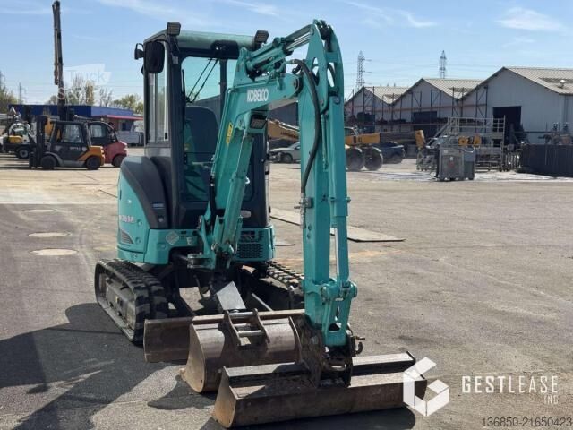 Graaflaadmachine Kobelco SK 25 SR-6E