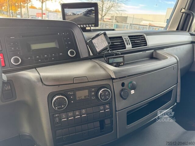 Транспортиране в хладилник/замразено MAN TGM 12.220 / Carrier / Euro 6 / Tail Lift / TUV...