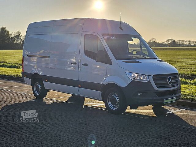 High-roof van MERCEDES-BENZ SPRINTER 314 L2H2 RWD Mbux Autom!