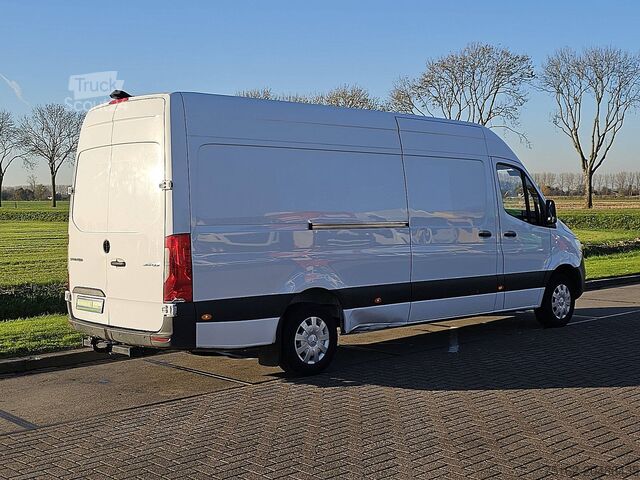 High-roof van MERCEDES-BENZ SPRINTER 315 L3H2 Mbux Automaat!