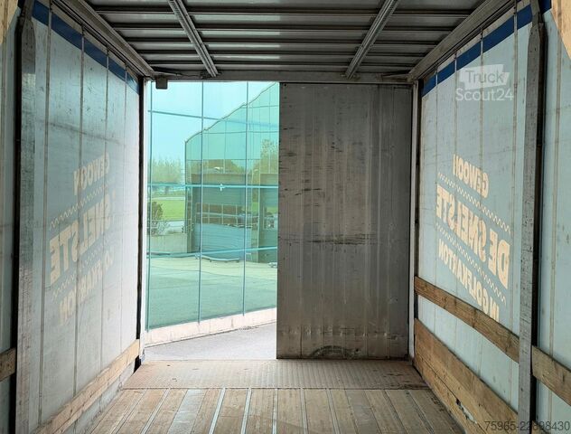 Відкритий напівпричіп з тентом SAMRO SR233 2-AXLE CURTAINS LIFT AXLE DISC BRAKES HOLL