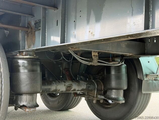 Відкритий напівпричіп з тентом SAMRO SR233 2-AXLE CURTAINS LIFT AXLE DISC BRAKES HOLL