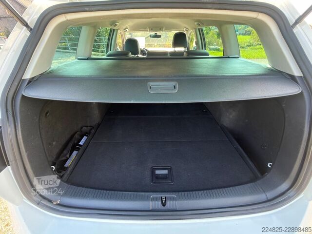 Minibus VW GOLF 7 VARIANT COMFORTLINE BMT*2016*SERVICE*