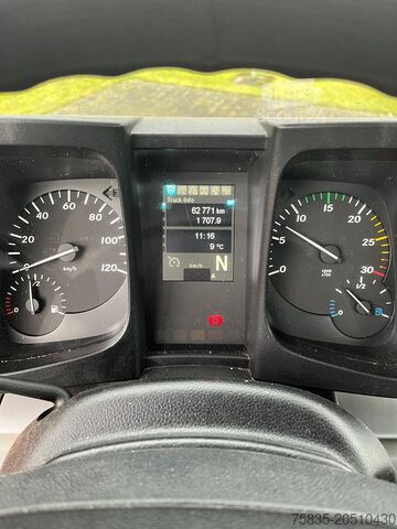 Unimog Mercedes-Benz Unimog U427