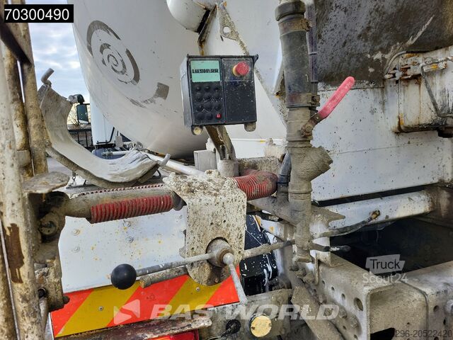 Mixeur Scania P410 8X4 9m3 Liebherr HTM 904 FL mixer Steelsus...