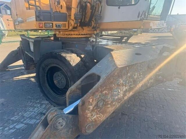  Liebherr A924 B