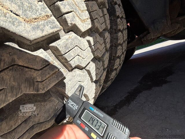  Volvo FM 460 6x2*4 EFFER 275/8S + WINCH / PLATFORM L=...