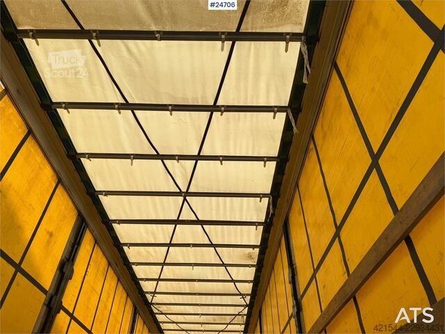Reboque lonado Krone de 3 eixos com dolly Krone de 2 eixos Krone 3-axle curtain-sided trailer with 2-axle Krone dol