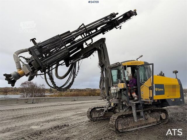 Foreuse à terre Epiroc Smartroc T40-11 Drilling rig