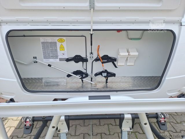 Karavan BÜRSTNER Premio Plus 410 TS SAT/ TV / Markise