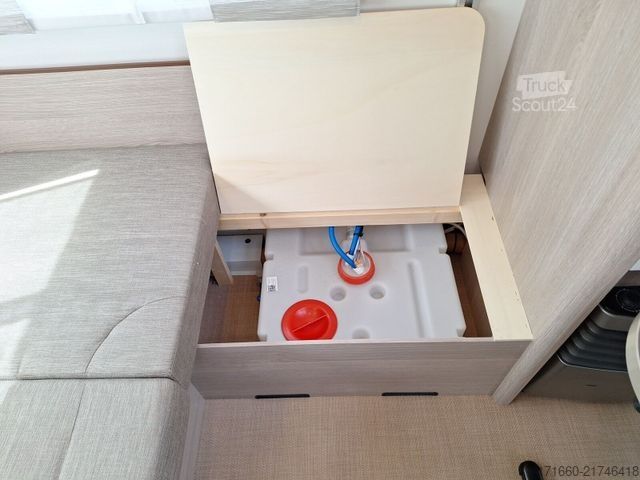 Karavan BÜRSTNER Premio Plus 410 TS SAT/ TV / Markise