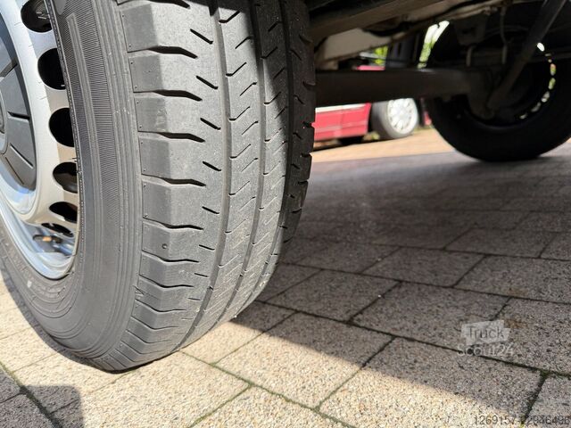 Plachtová dodávka VW Crafter Pritsche 35 lang Schiebeplane RE+LI